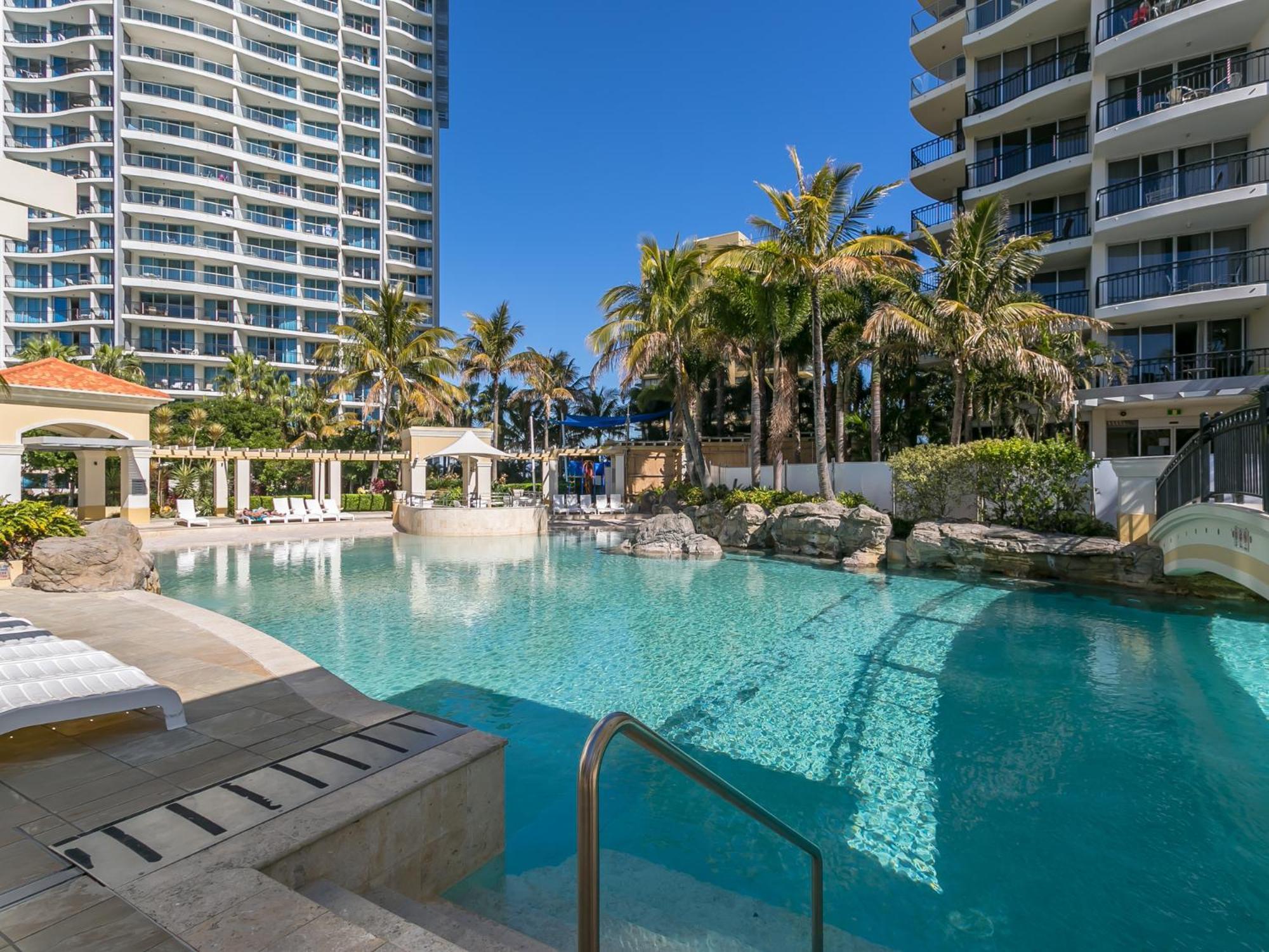 Chevron Renaissance - Private Apartments Gold Coast Exterior photo
